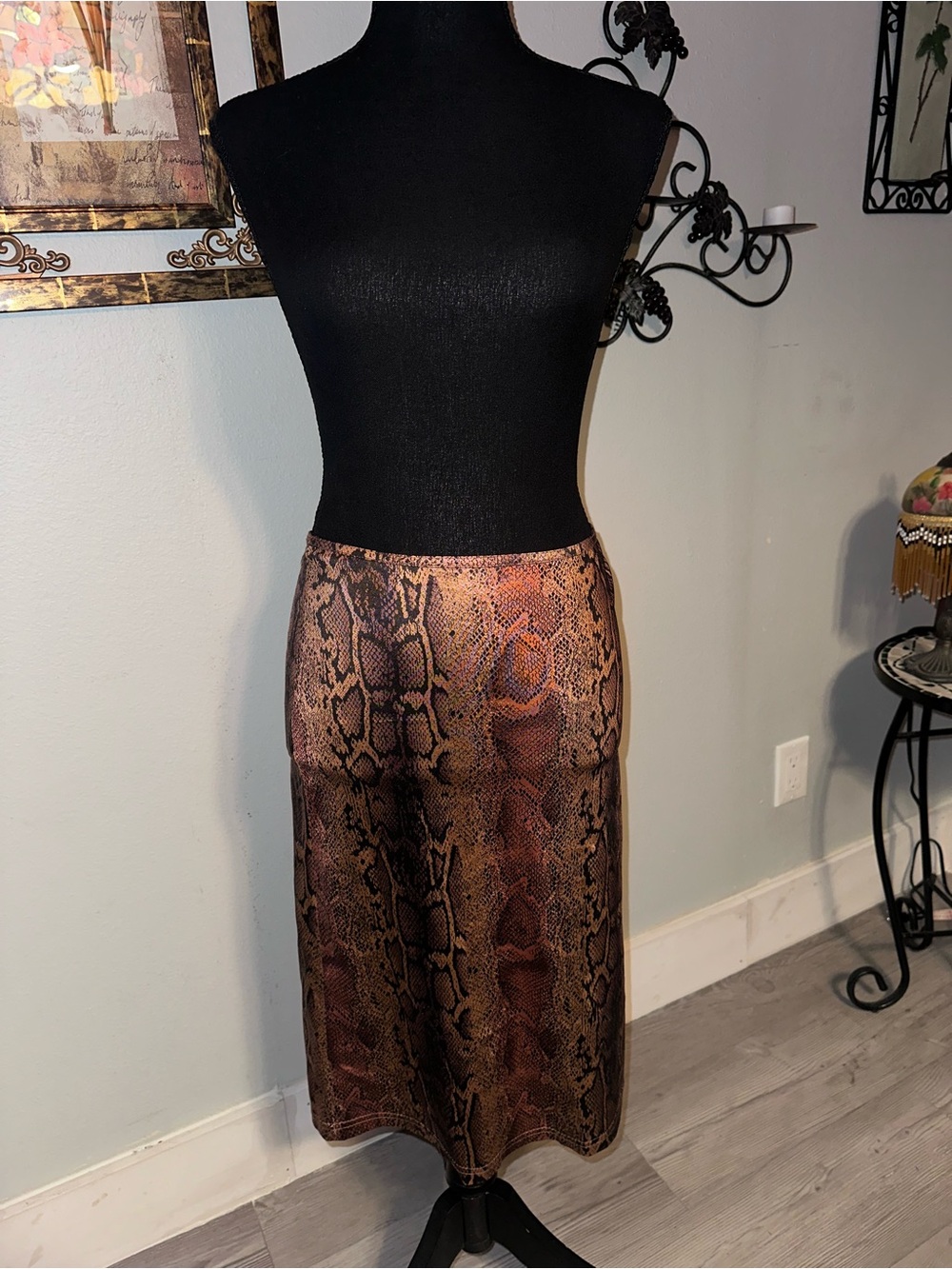 Vintage Free Paris faux leather brown snake print midi slit pencil skirt, Size S